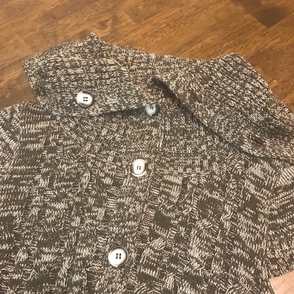 4/$20 Urban Marled Cardigan Sweater- M - Picture 8 of 8